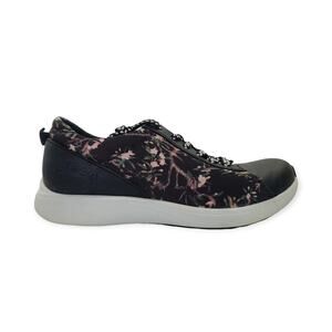 TRAQ by Alegria Knit Sock Sneaker Smart Walking Shoe Women's 6-6.5